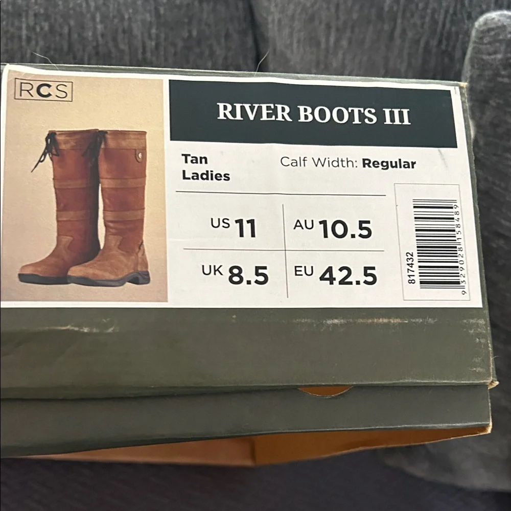 Tall Suede All-Weather Barn Boots - Picture 5 of 10